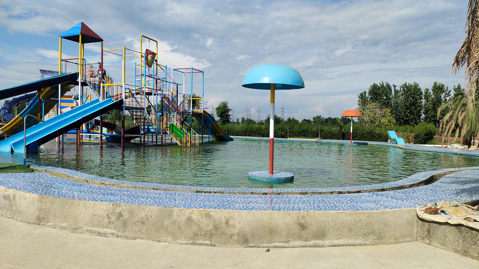 Wavecity Water and Amusement Park